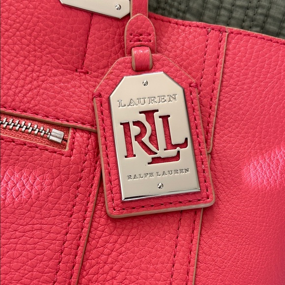 Lauren Ralph Lauren Newberry Medium Vibrant Pink Pebbled Tote Bag - Picture 2 of 14